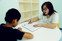 7歲男孩說話不清楚是怎么回事？