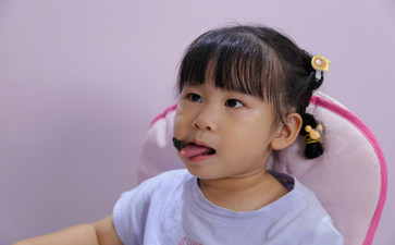 如何糾正小孩發音？